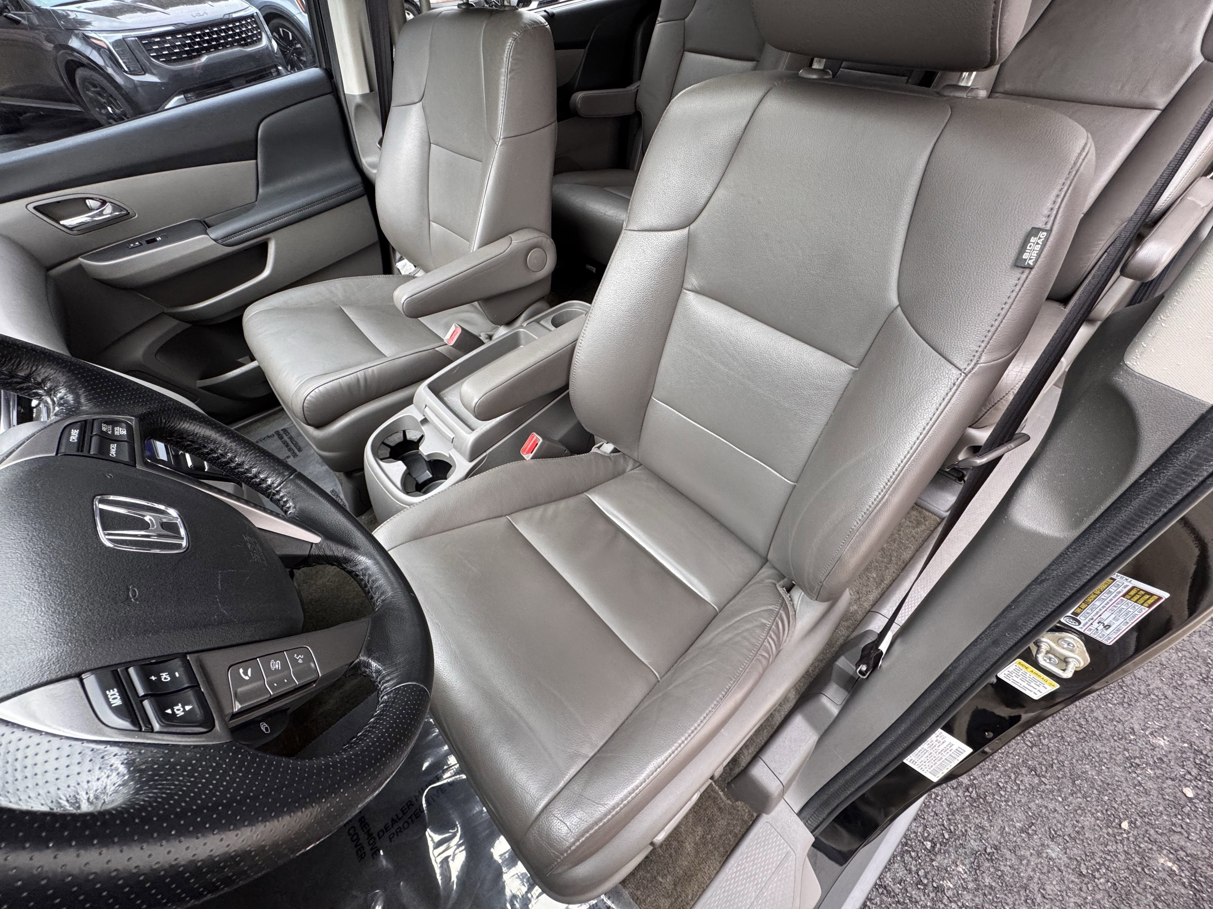 Used 2015 Honda Odyssey EX-L image 17