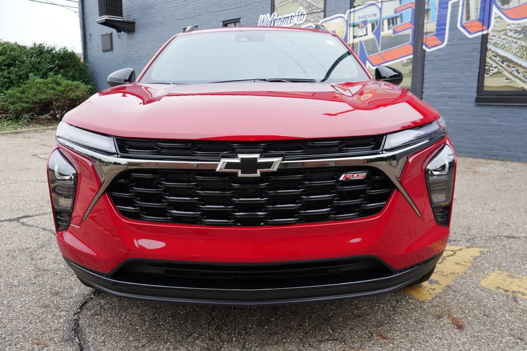 New 2026 Chevrolet Trax RS w/ Driver Confidence Package FWD image 2