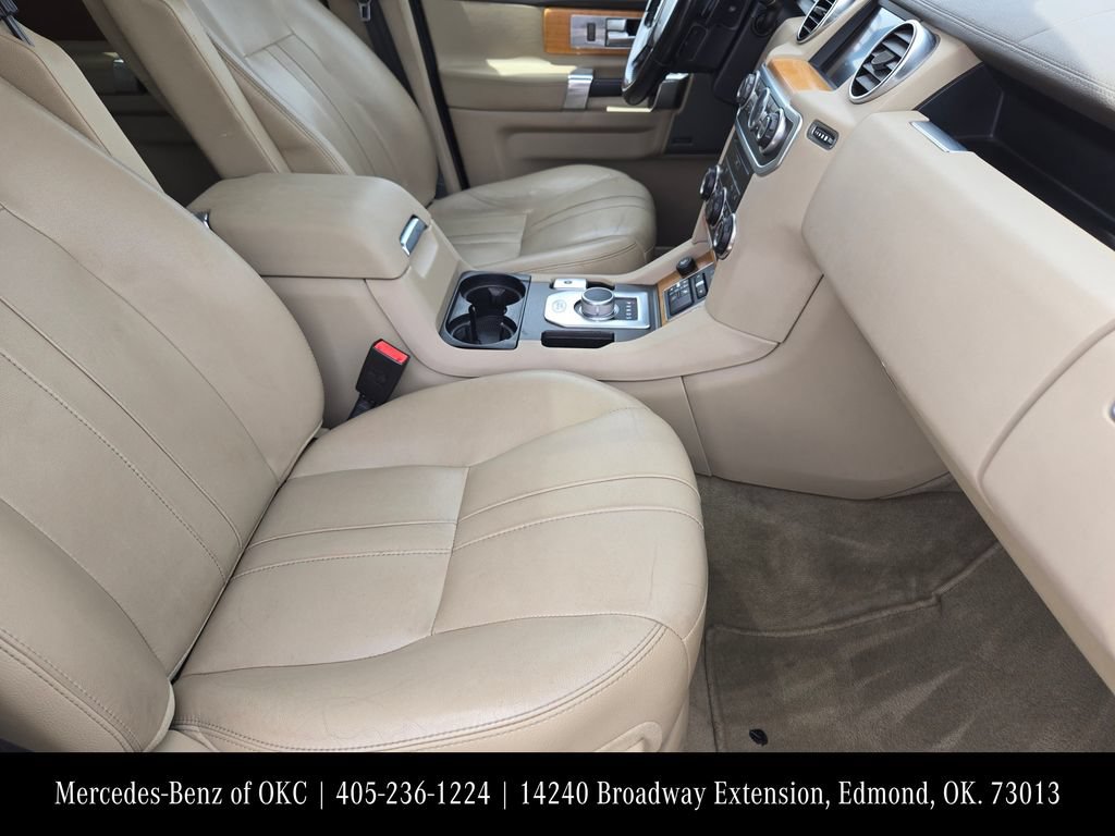 Used 2016 Land Rover LR4 HSE AWD/4WD image 13