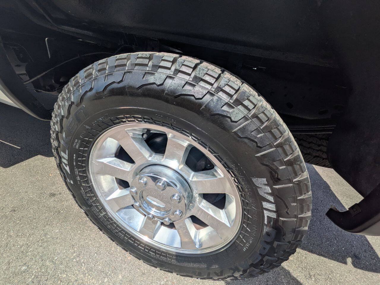 Used 2010 Ford F250 Lariat AWD/4WD image 10