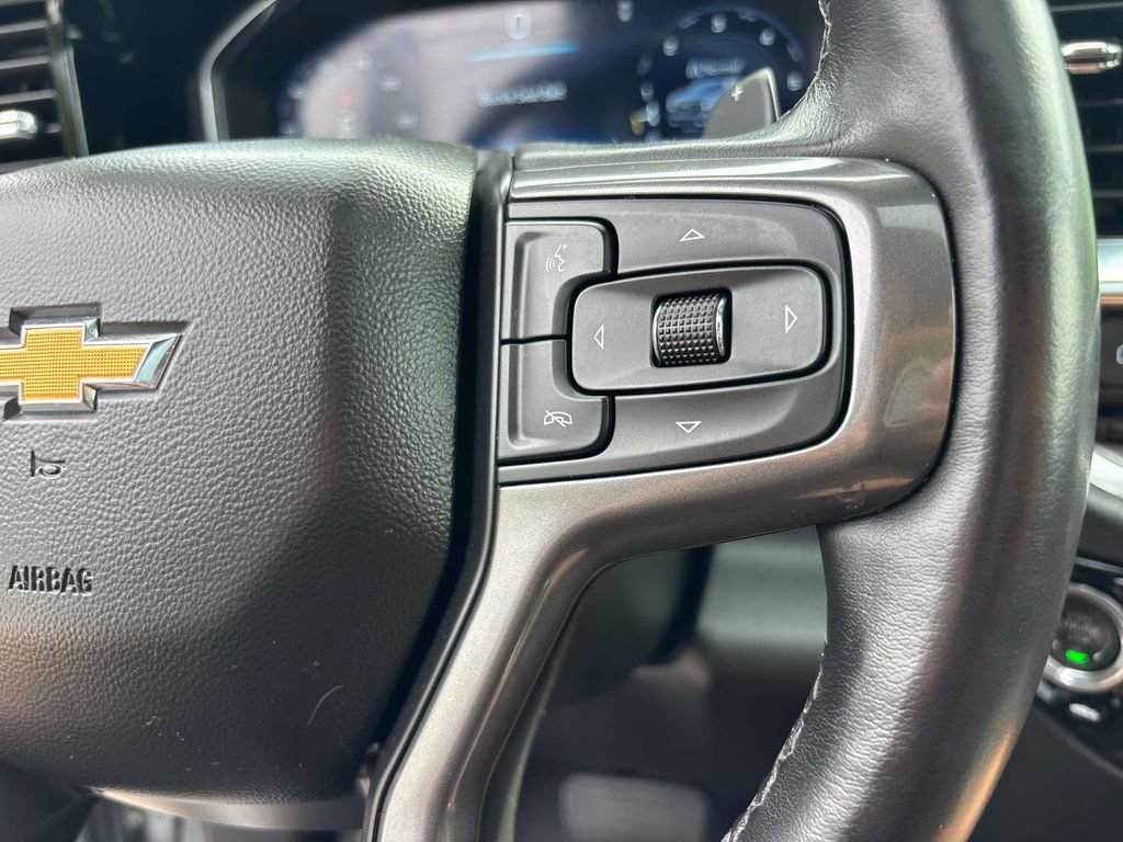 Used 2025 Chevrolet Silverado 1500 High Country AWD/4WD image 27
