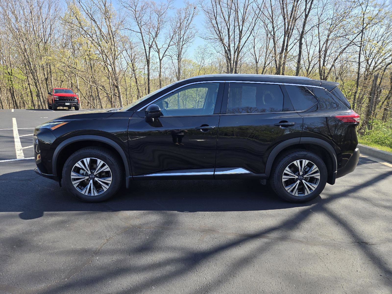 Used 2023 Nissan Rogue SL w/ SL Premium Package AWD/4WD image 5