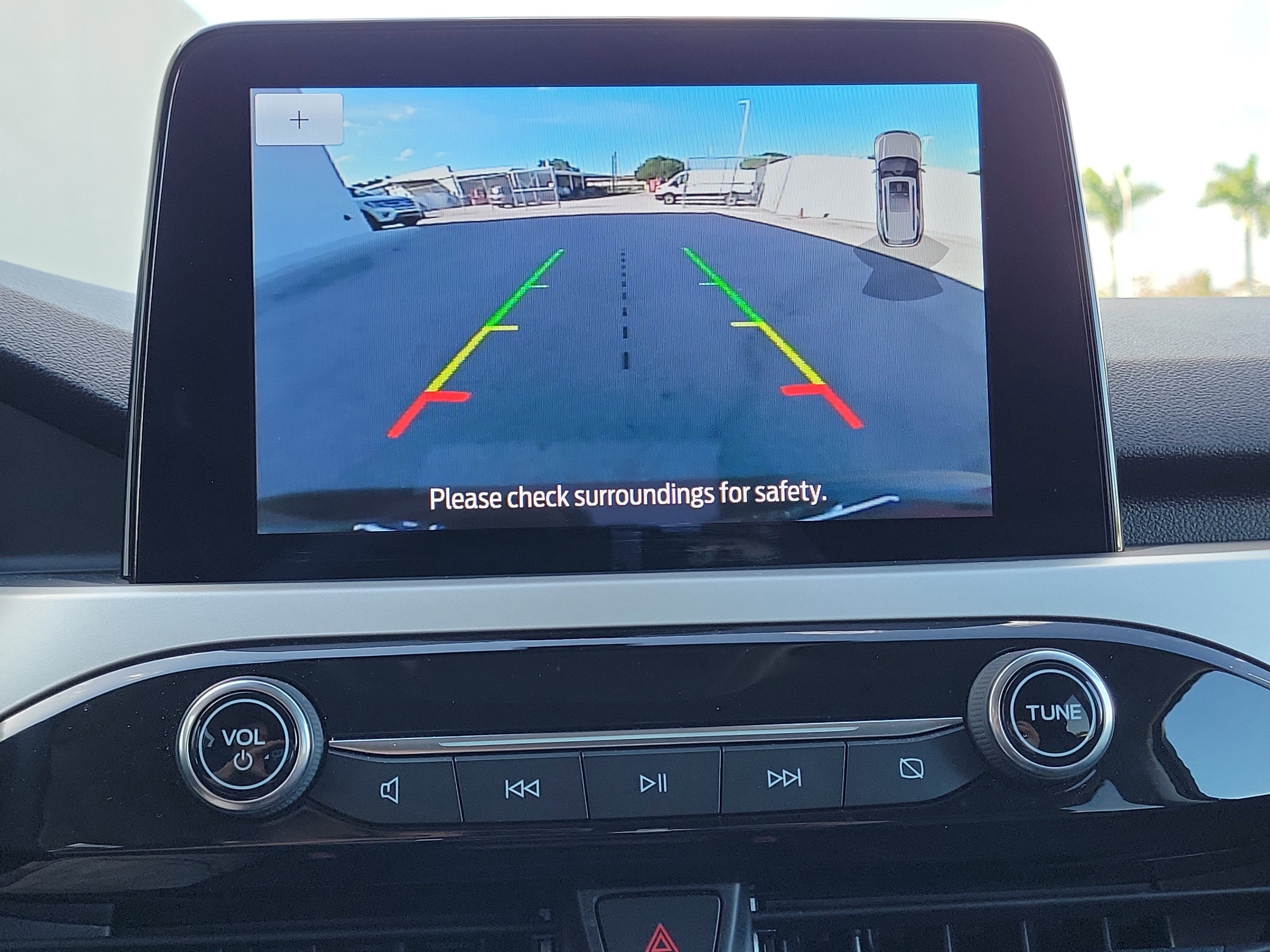 Used 2022 Ford Escape SEL w/ Technology Package image 11