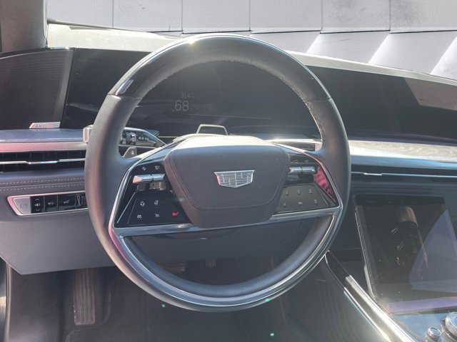 Certified 2025 Cadillac Escalade IQ Luxury 2 w/ LPO, Premium Carpet Package AWD/4WD image 15