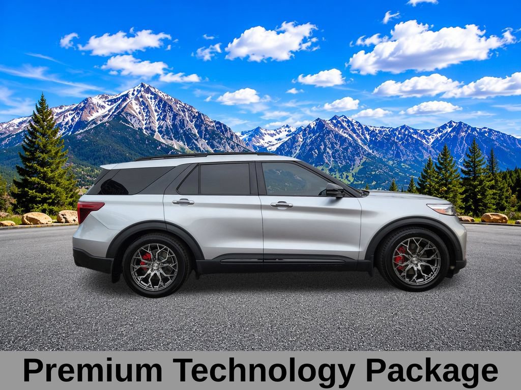 Certified 2022 Ford Explorer ST w/ Equipment Group 401A AWD/4WD image 3