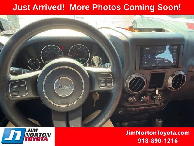 Used 2015 Jeep Wrangler Unlimited Sport AWD/4WD image 8