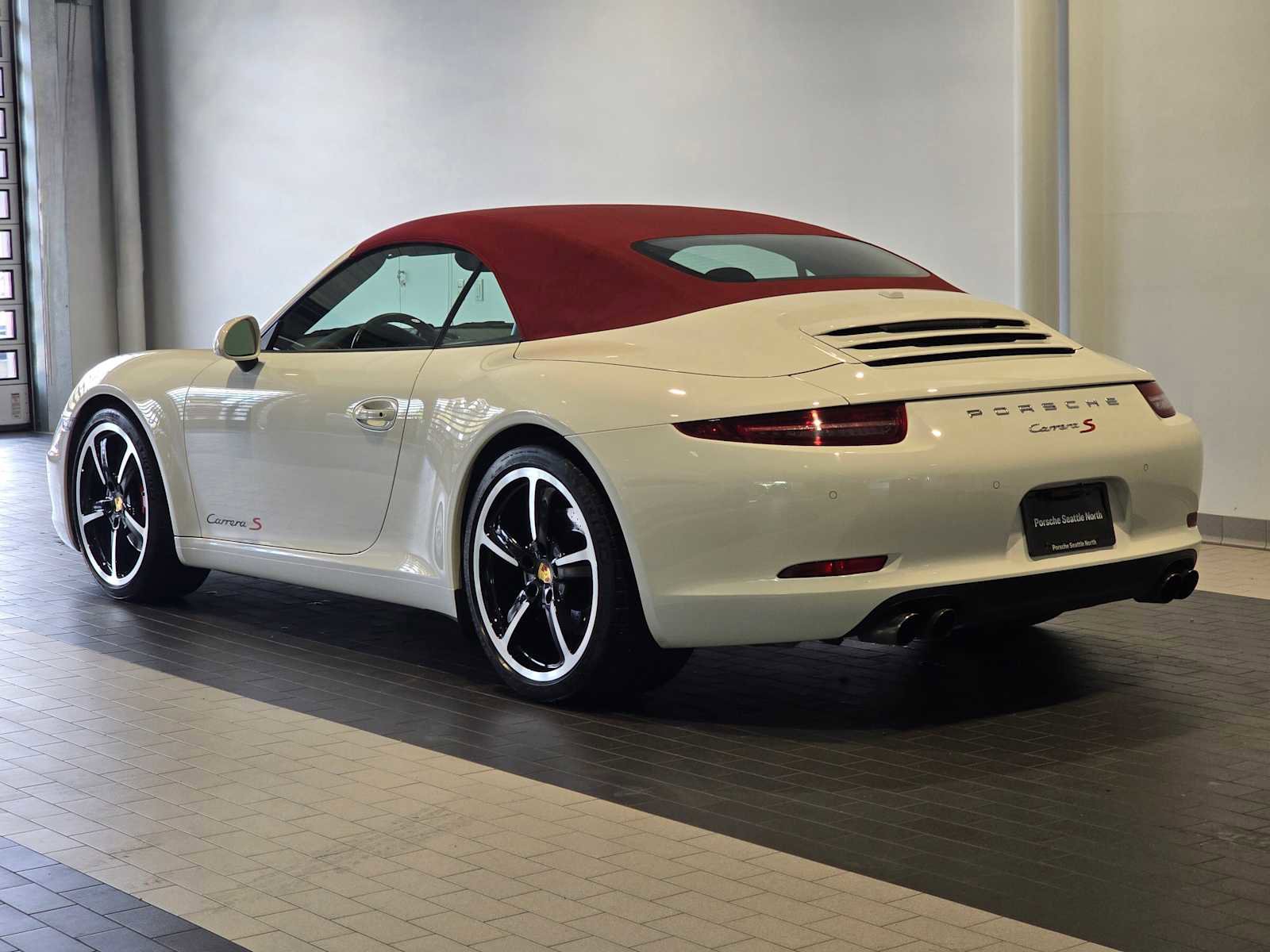 Used 2012 Porsche 911 Carrera S image 3