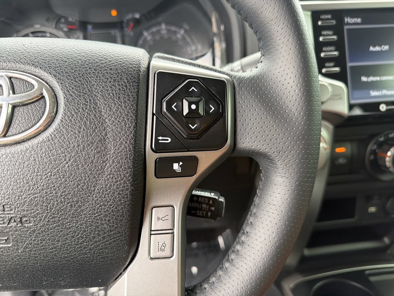 Used 2024 Toyota 4Runner SR5 RWD image 27