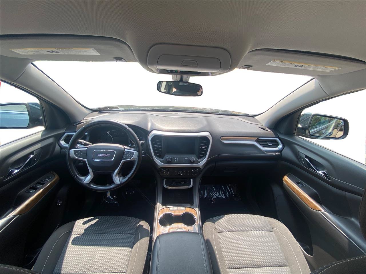Used 2020 GMC Acadia SLE w/ Driver Convenience Package AWD/4WD image 31