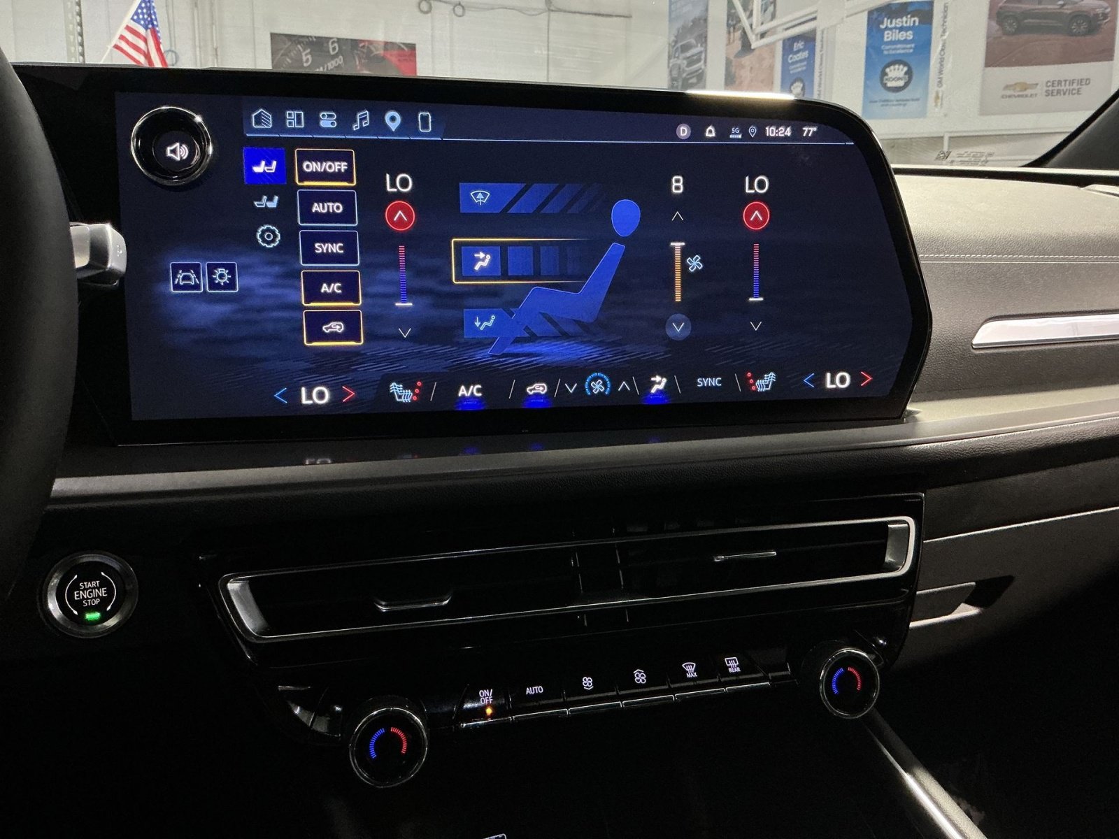 New 2026 Chevrolet Traverse LT w/ Enhanced Driving Package FWD image 22