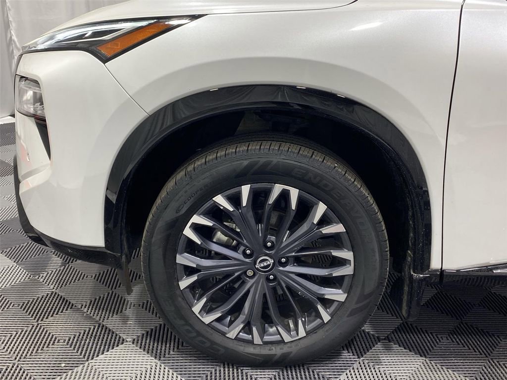 Used 2024 Nissan Rogue Platinum AWD/4WD image 20