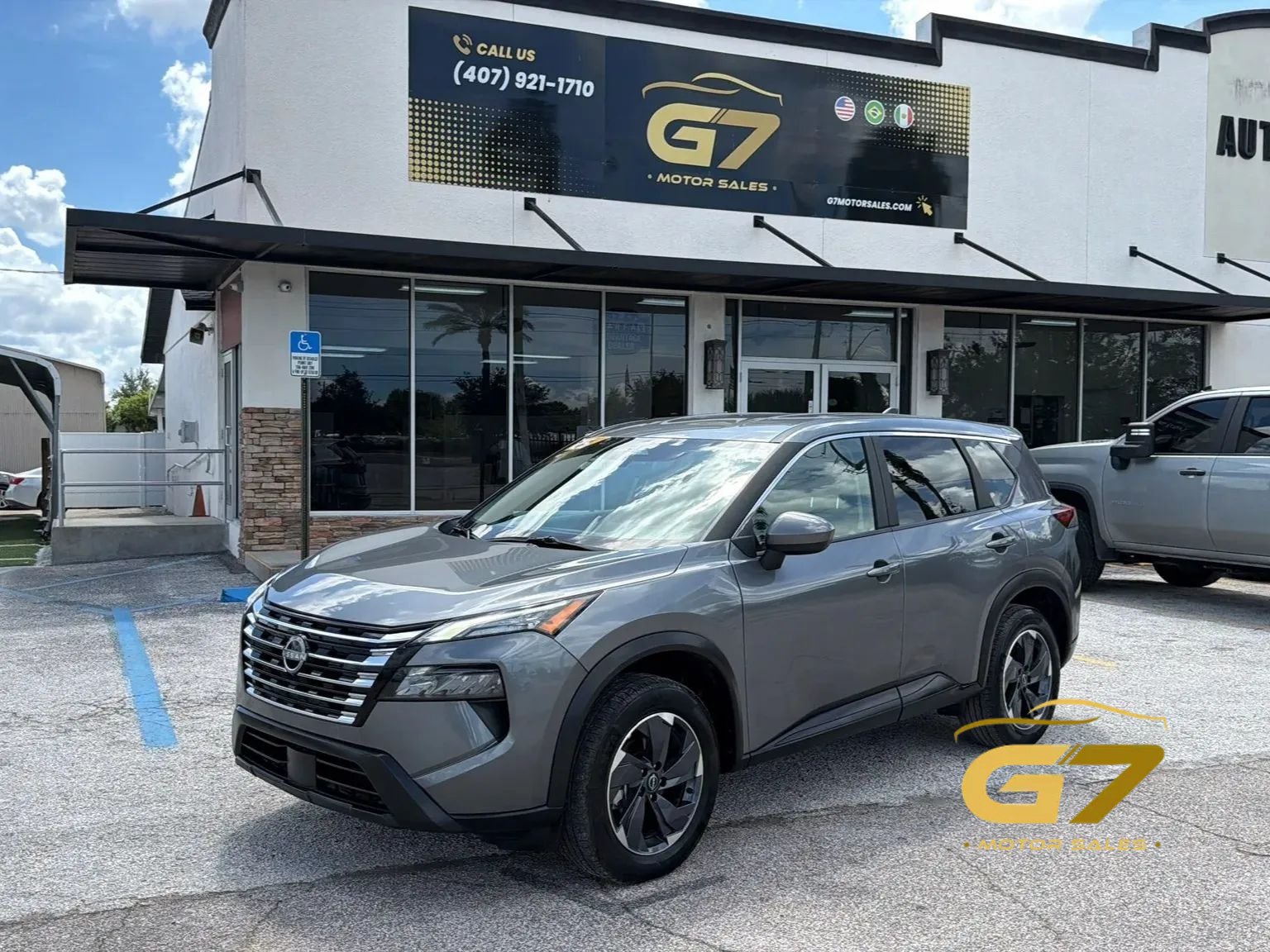 Used 2025 Nissan Rogue SV