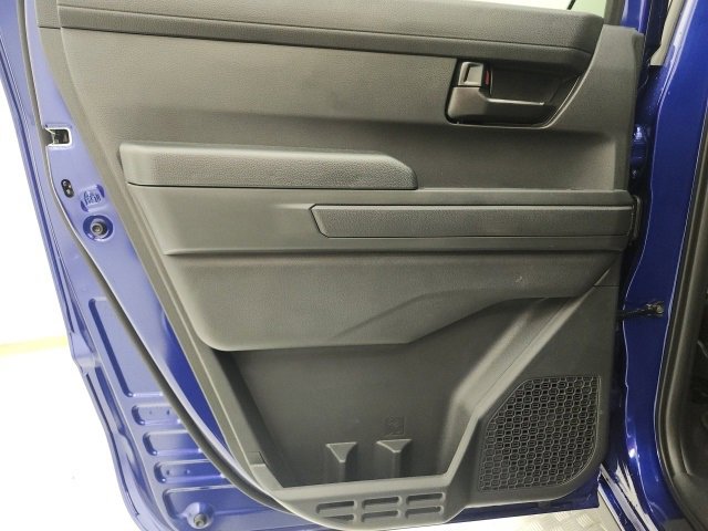 Certified 2025 Toyota Tacoma SR5 image 9