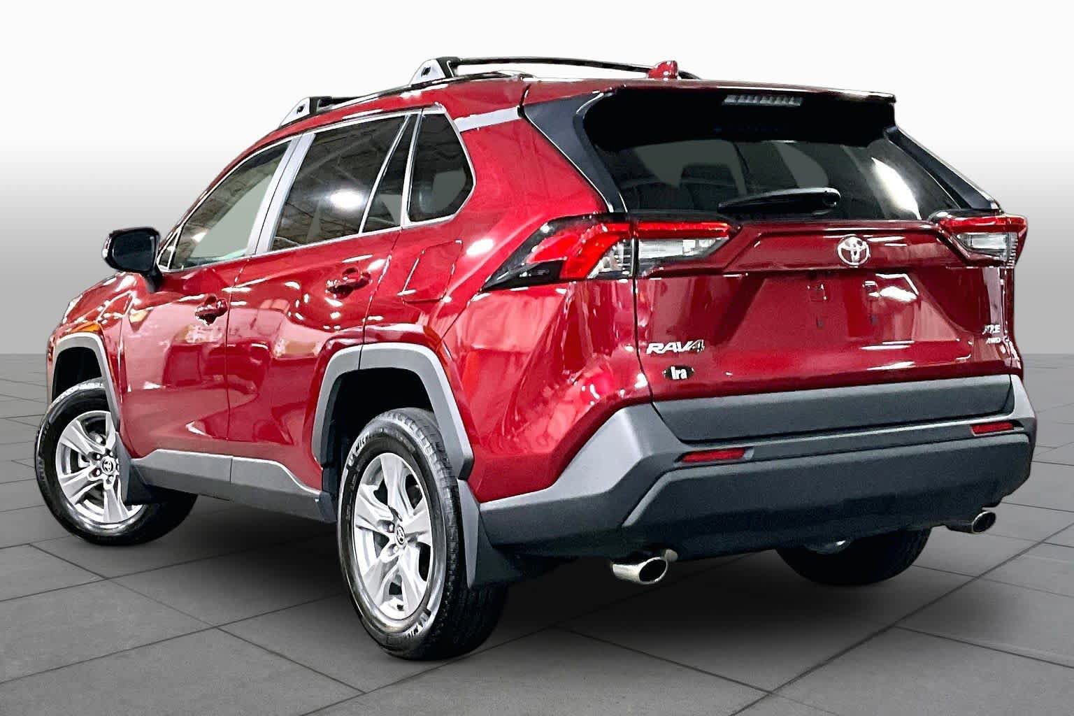 Used 2023 Toyota RAV4 XLE w/ Convenience Package AWD/4WD image 12