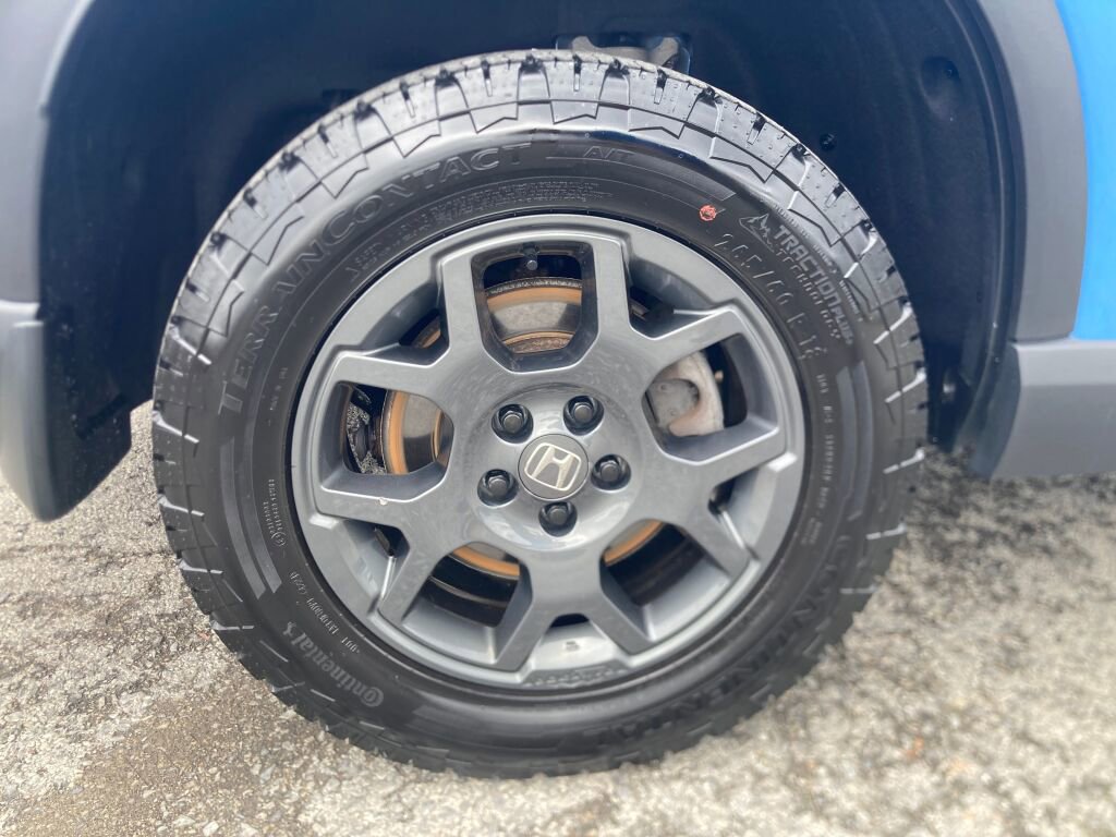 Used 2025 Honda Pilot TrailSport image 10