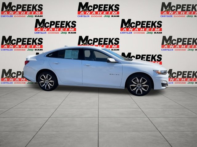 Used 2025 Chevrolet Malibu RS FWD image 9