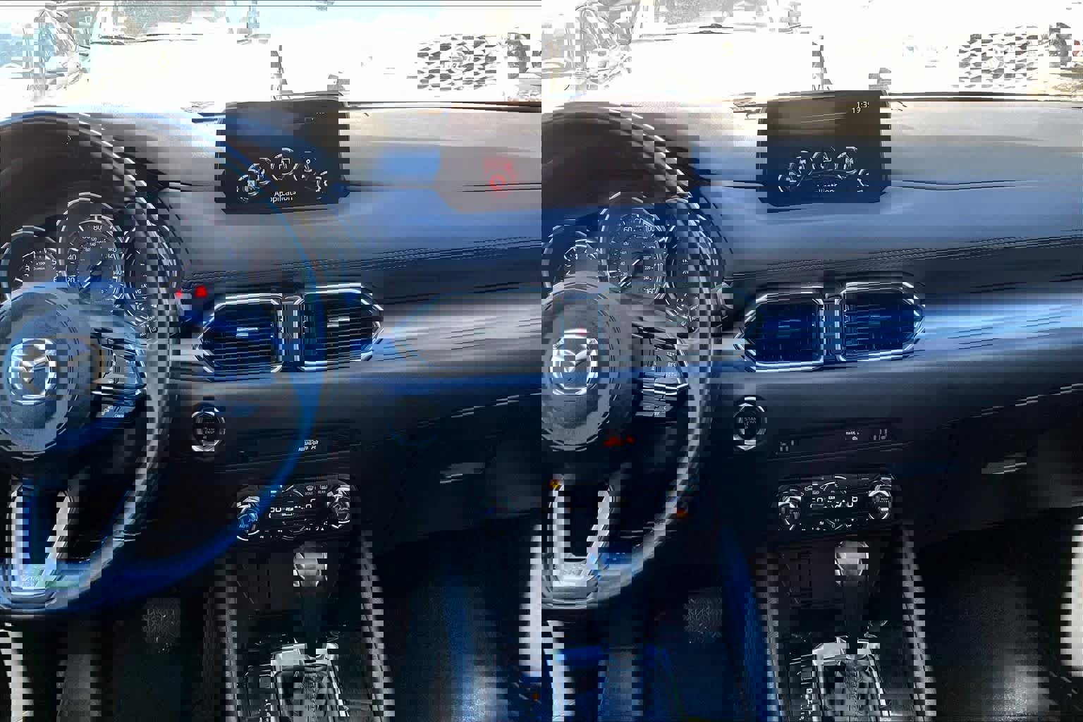 Used 2018 MAZDA CX-5 Touring image 7