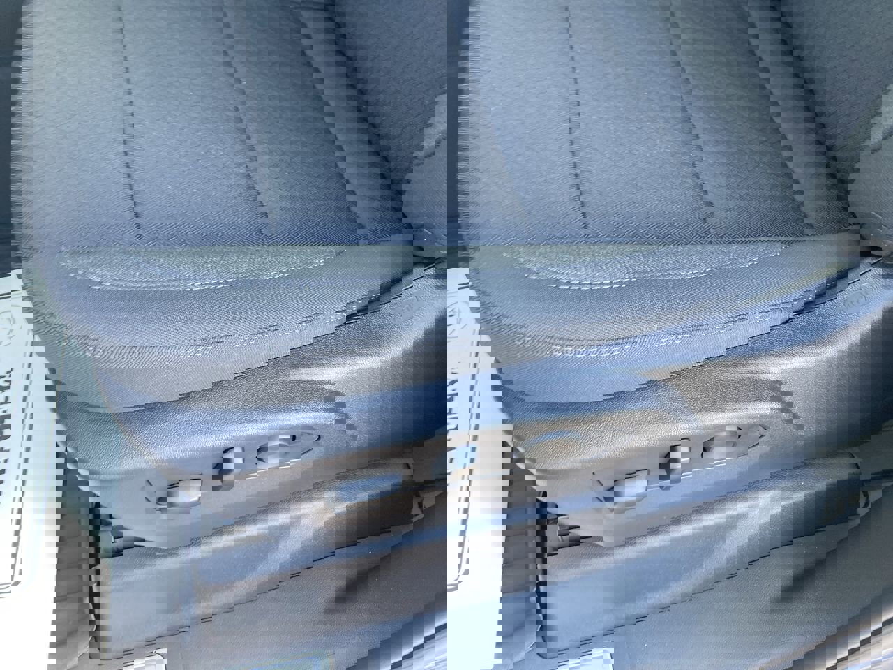 New 2024 Chevrolet Silverado 1500 LT w/ Z71 Off-Road Package image 24