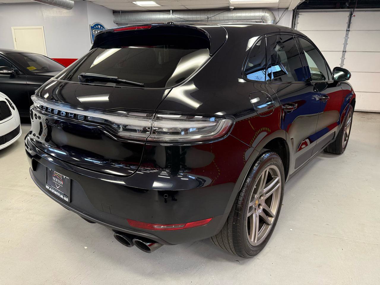 Used 2021 Porsche Macan S AWD/4WD image 6