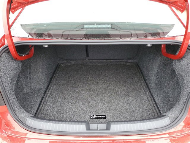 New 2025 Volkswagen Jetta SE image 8