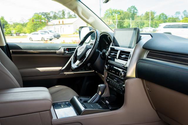 Used 2022 Lexus GX 460 Premium image 24