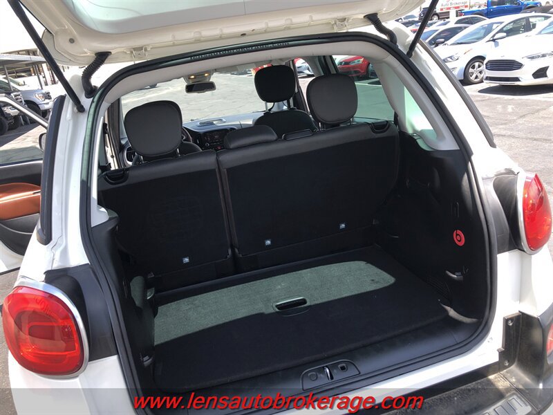 Used 2014 FIAT 500L Trekking w/ Popular Equipment Group FWD image 22