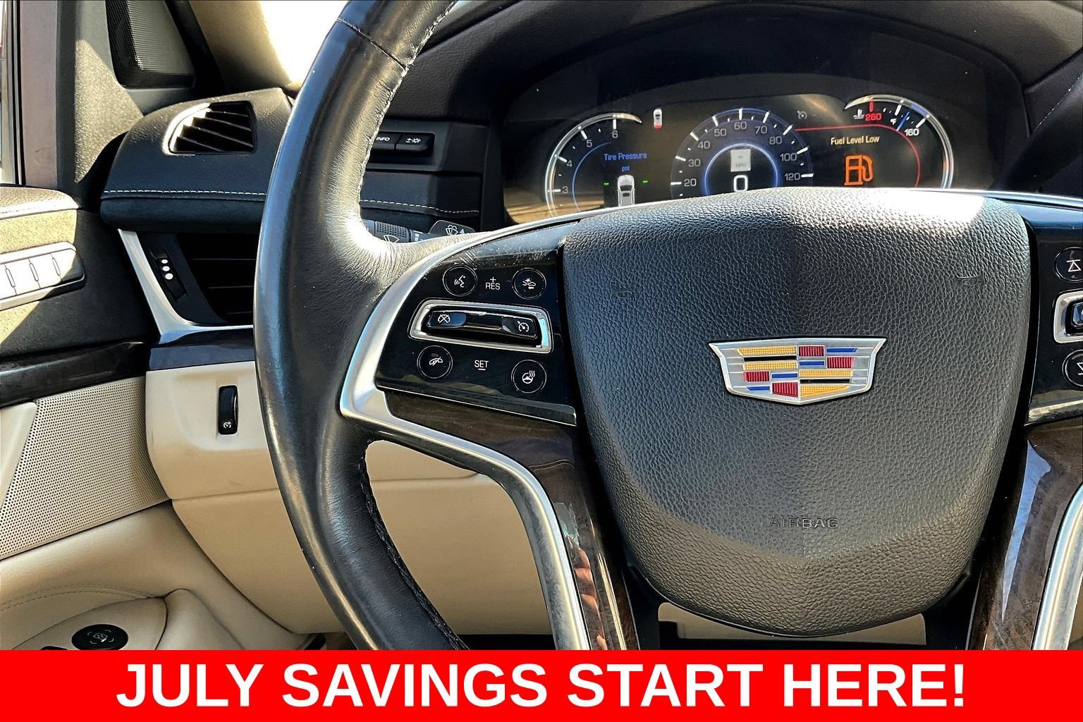 Used 2018 Cadillac Escalade ESV Luxury AWD/4WD image 15