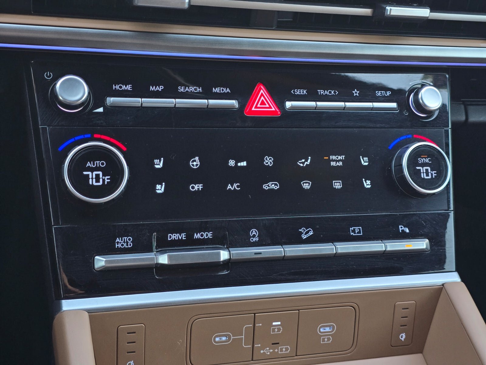 Certified 2026 Hyundai Santa Fe Limited FWD image 20