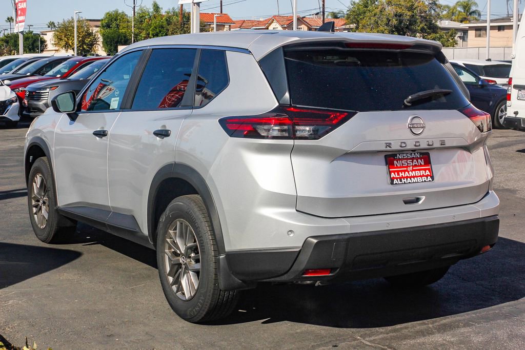 New 2025 Nissan Rogue S image 9