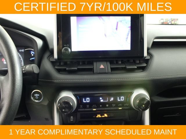 Used 2025 Toyota RAV4 XLE AWD/4WD image 25