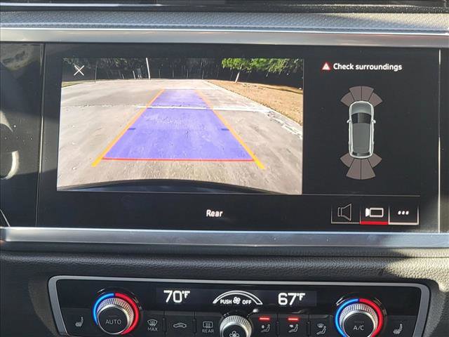 Used 2025 Audi Q3 2.0T Premium w/ Black Optic Sport Package image 21