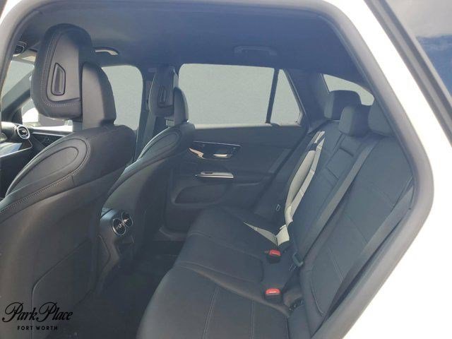 Certified 2025 Mercedes-Benz GLC 300 image 1