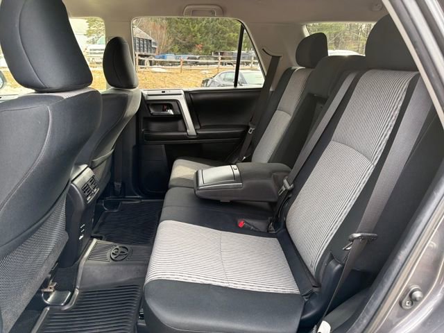 Used 2016 Toyota 4Runner SR5 image 25