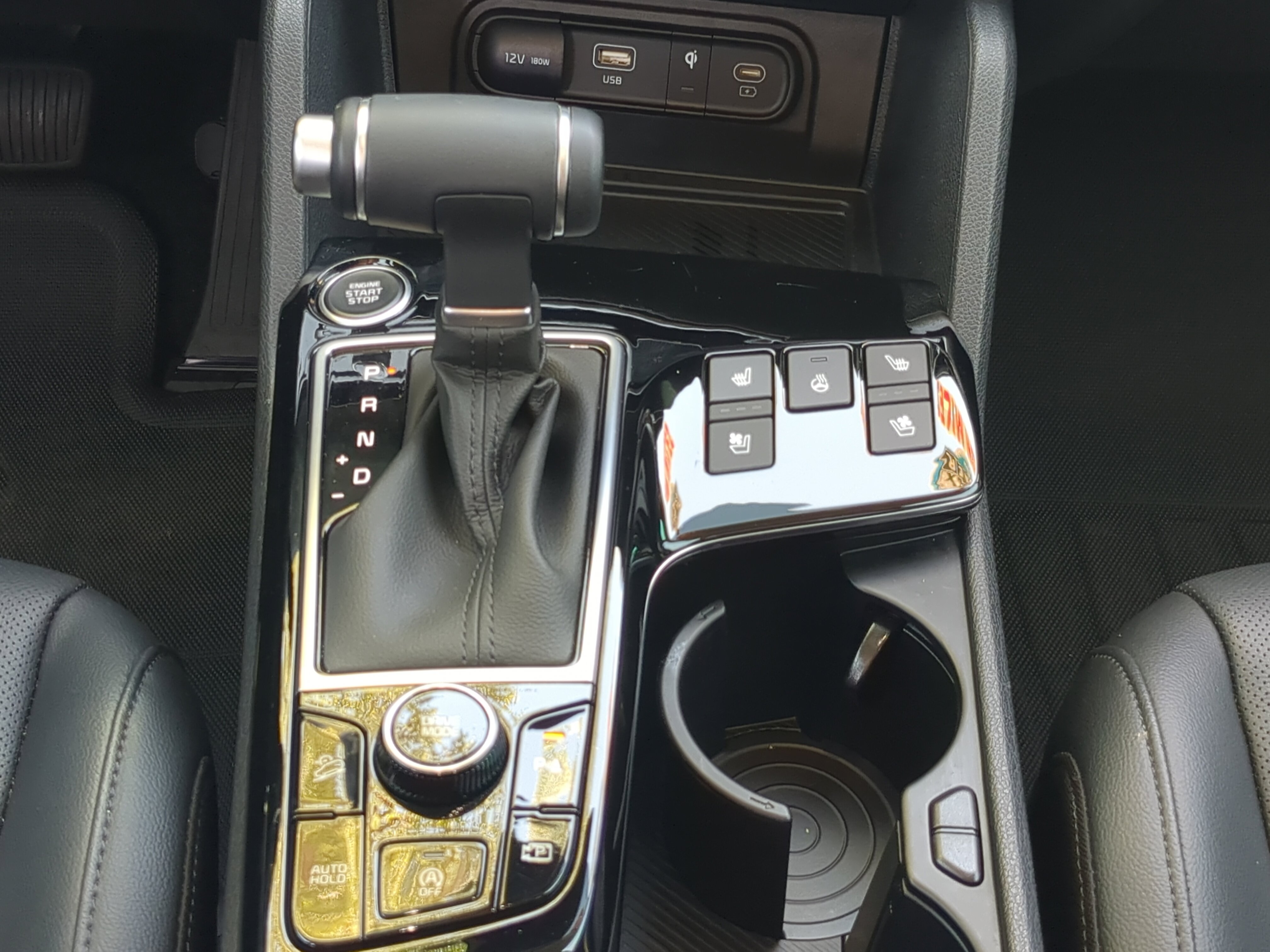 Certified 2025 Kia Sportage SX FWD image 16