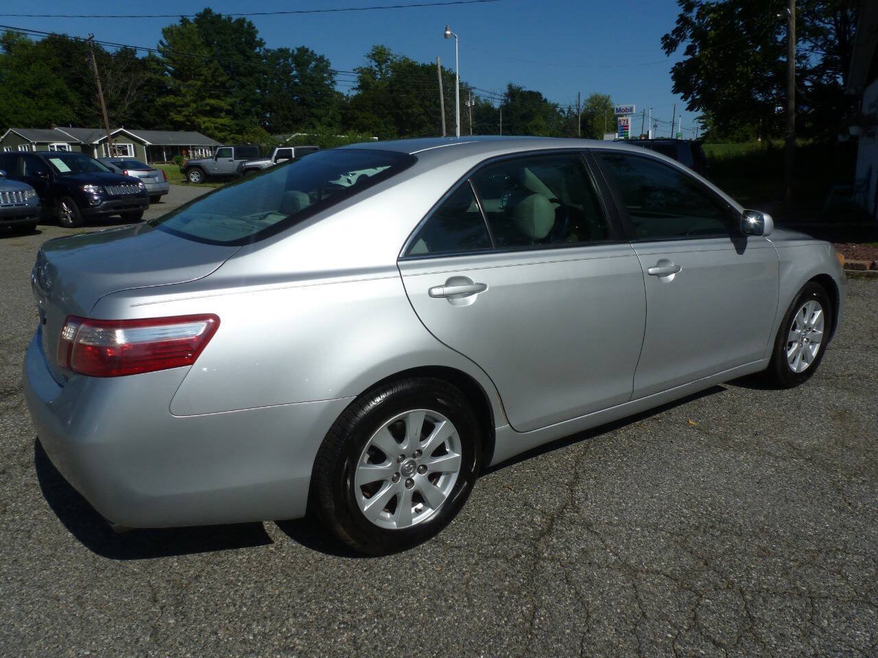 Used 2008 Toyota Camry XLE FWD image 6
