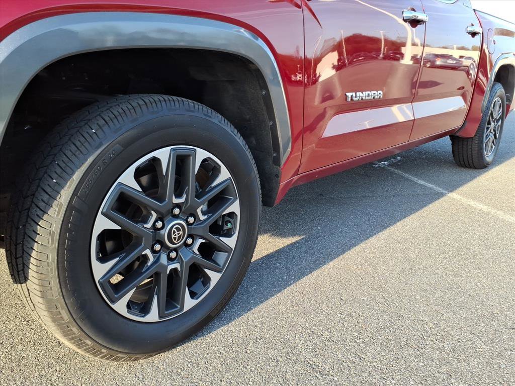 Used 2023 Toyota Tundra Limited w/ Power Package AWD/4WD image 9