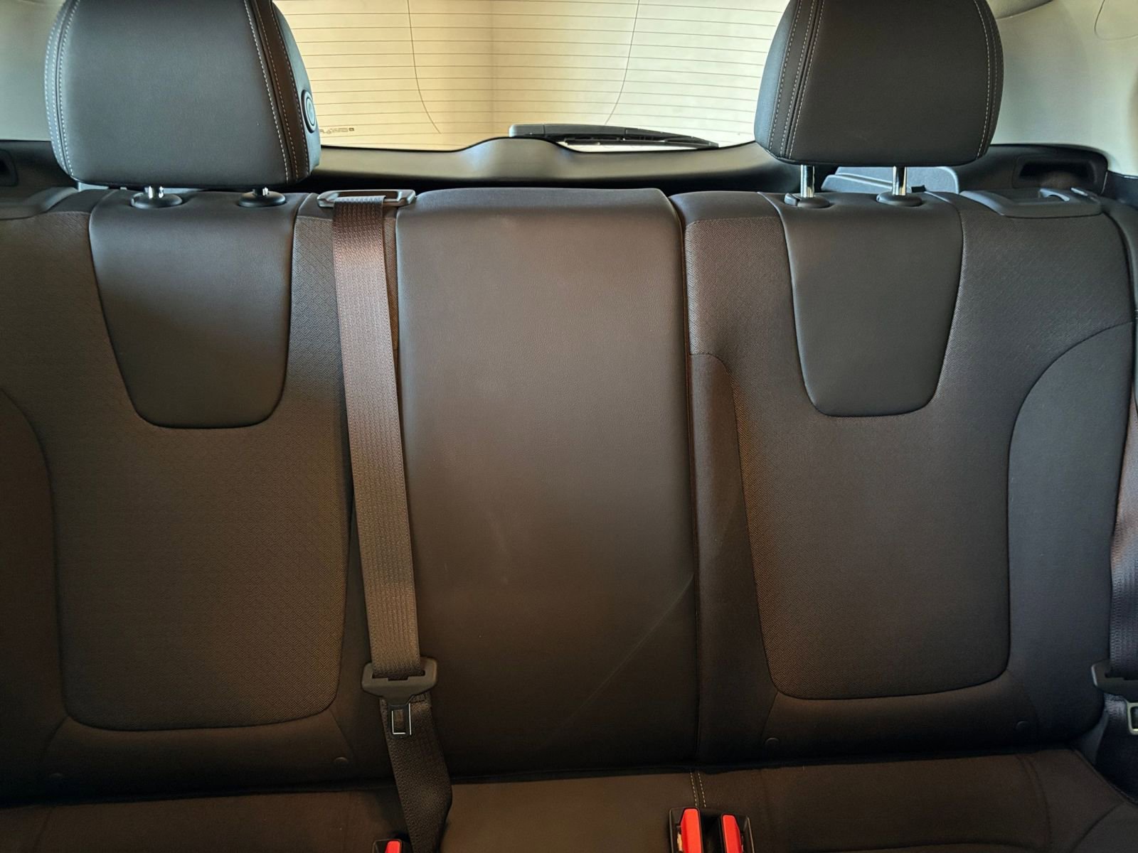 Used 2025 Buick Encore GX Preferred FWD image 36