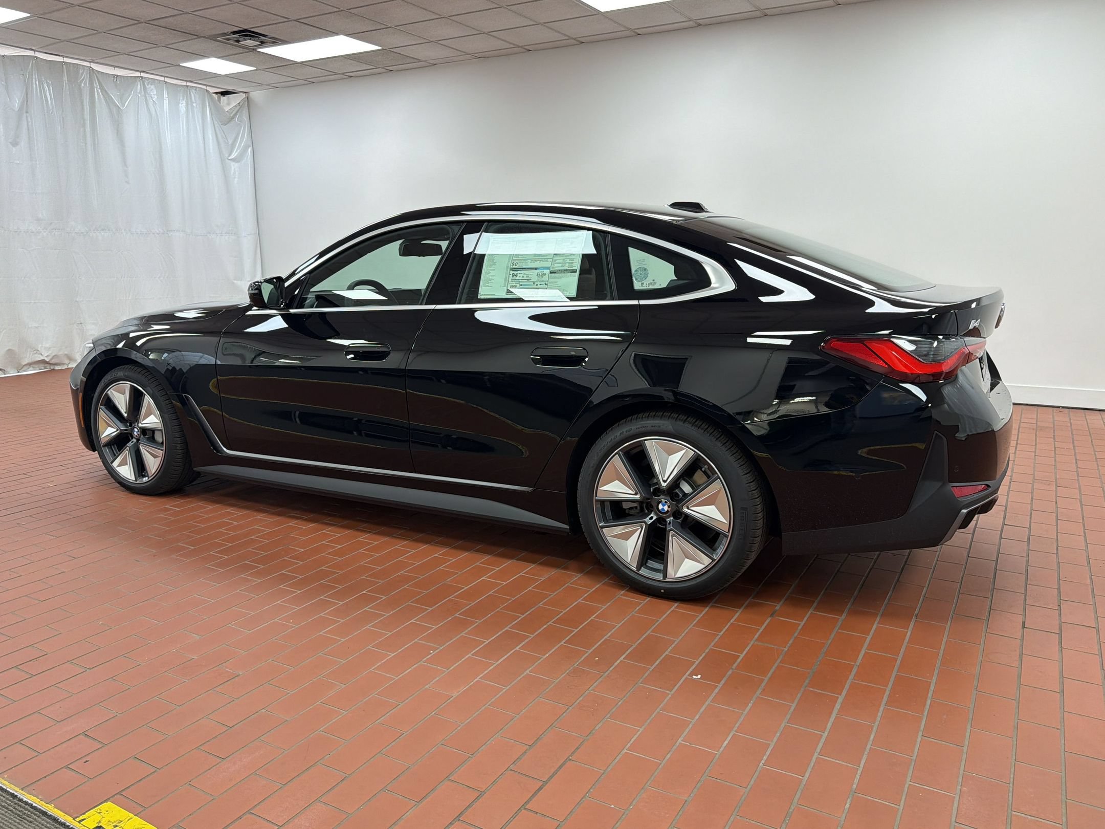 Used 2026 BMW i4 xDrive40i w/ Premium Package AWD/4WD image 3