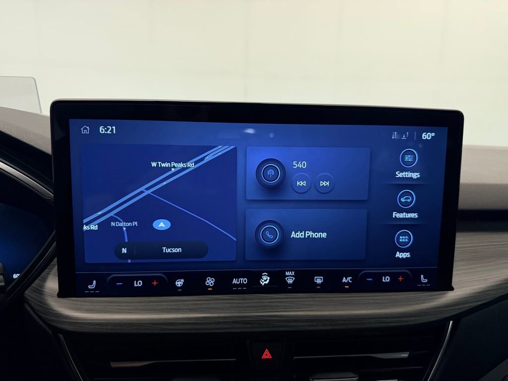 Used 2023 Ford Escape Platinum w/ Premium Technology Package image 18