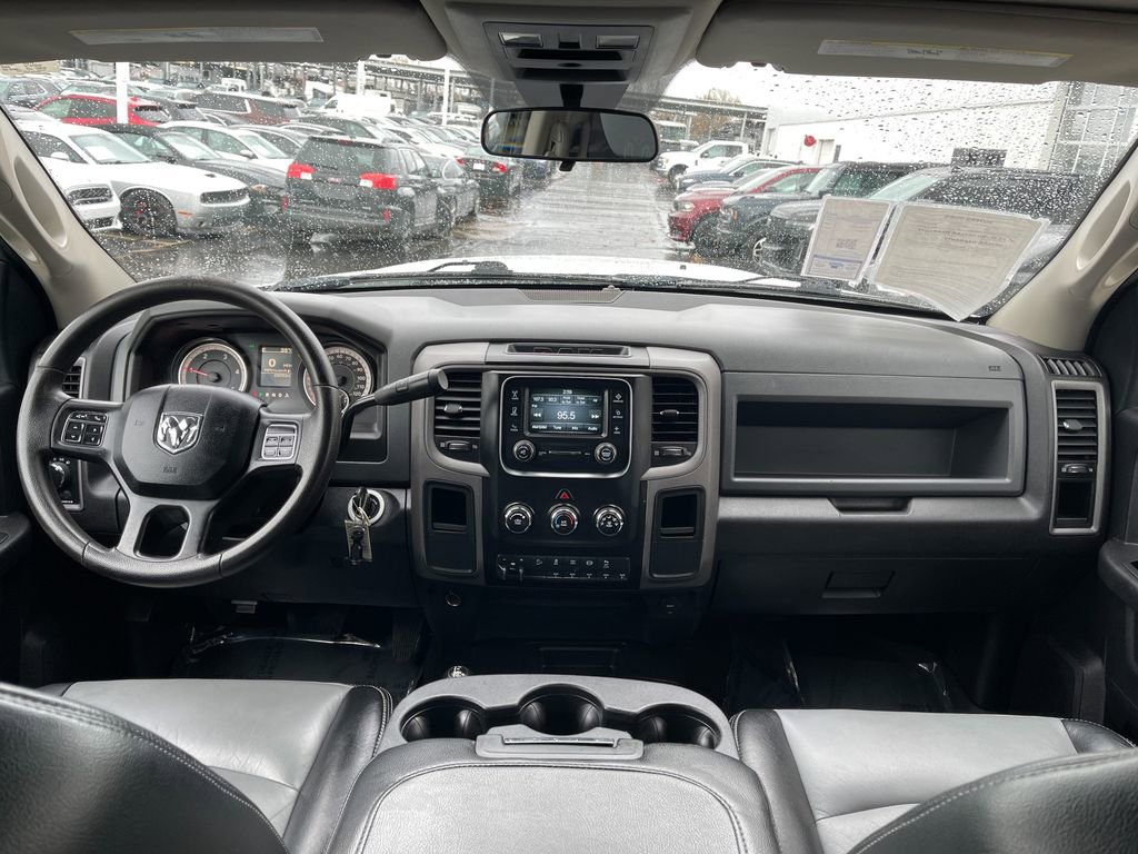 Used 2017 RAM 2500 Tradesman w/ Chrome Appearance Group image 17