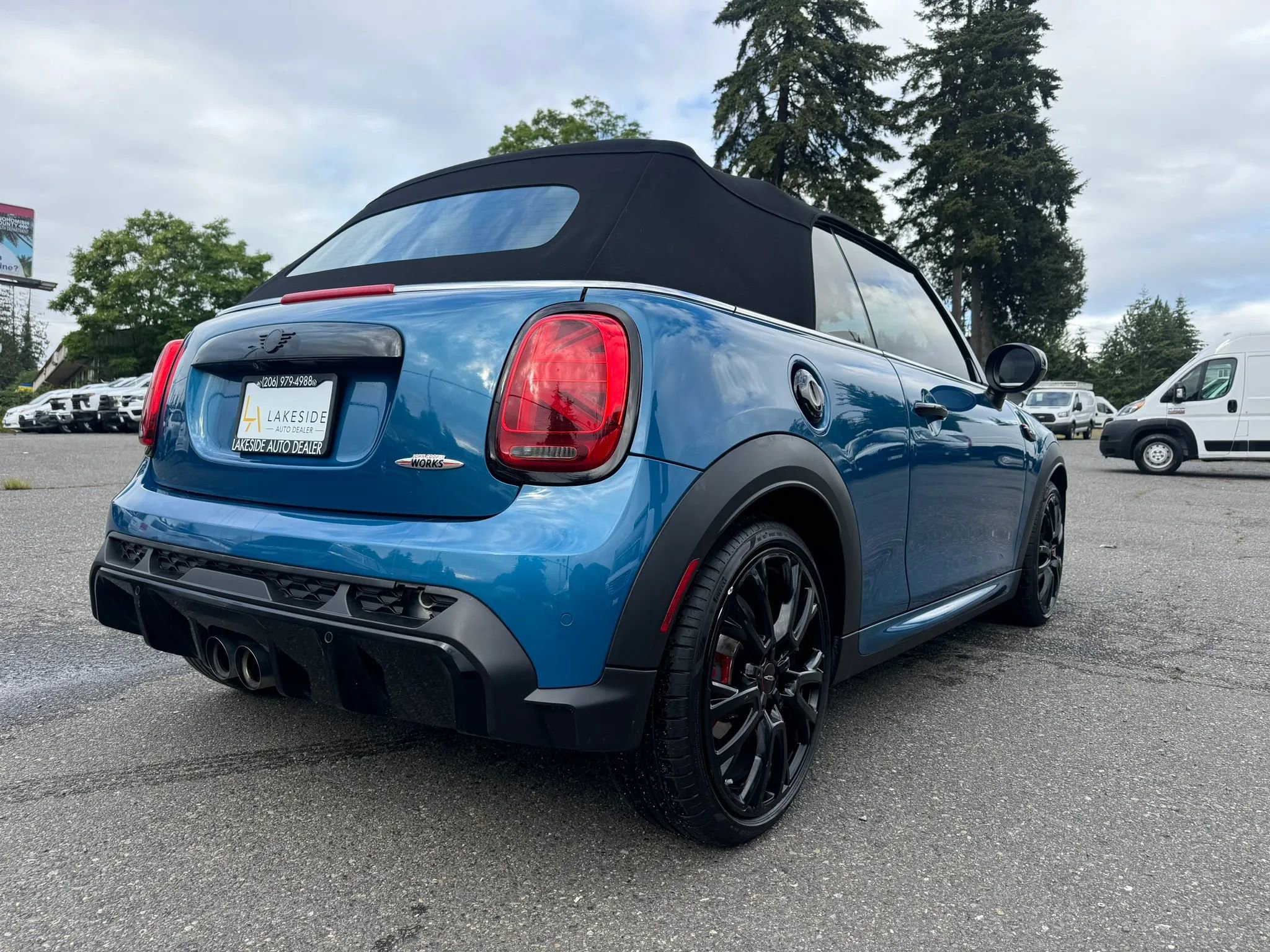 Used 2022 MINI Cooper John Cooper Works FWD image 5