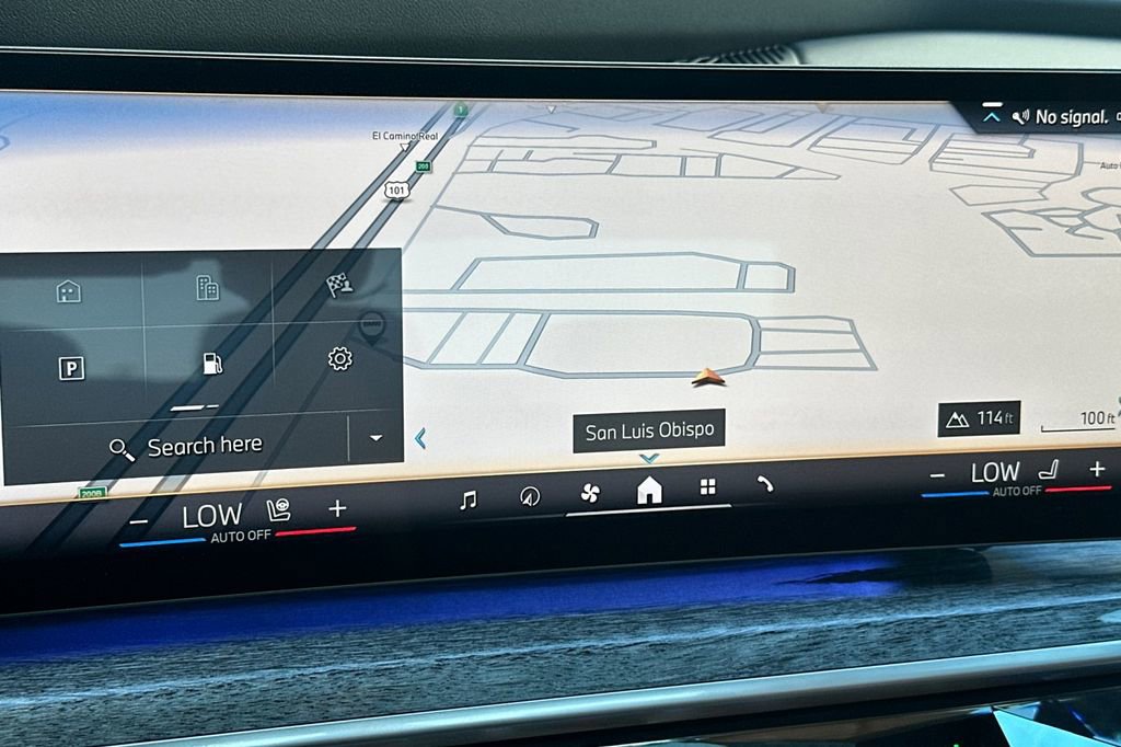 Used 2023 BMW 740i image 21