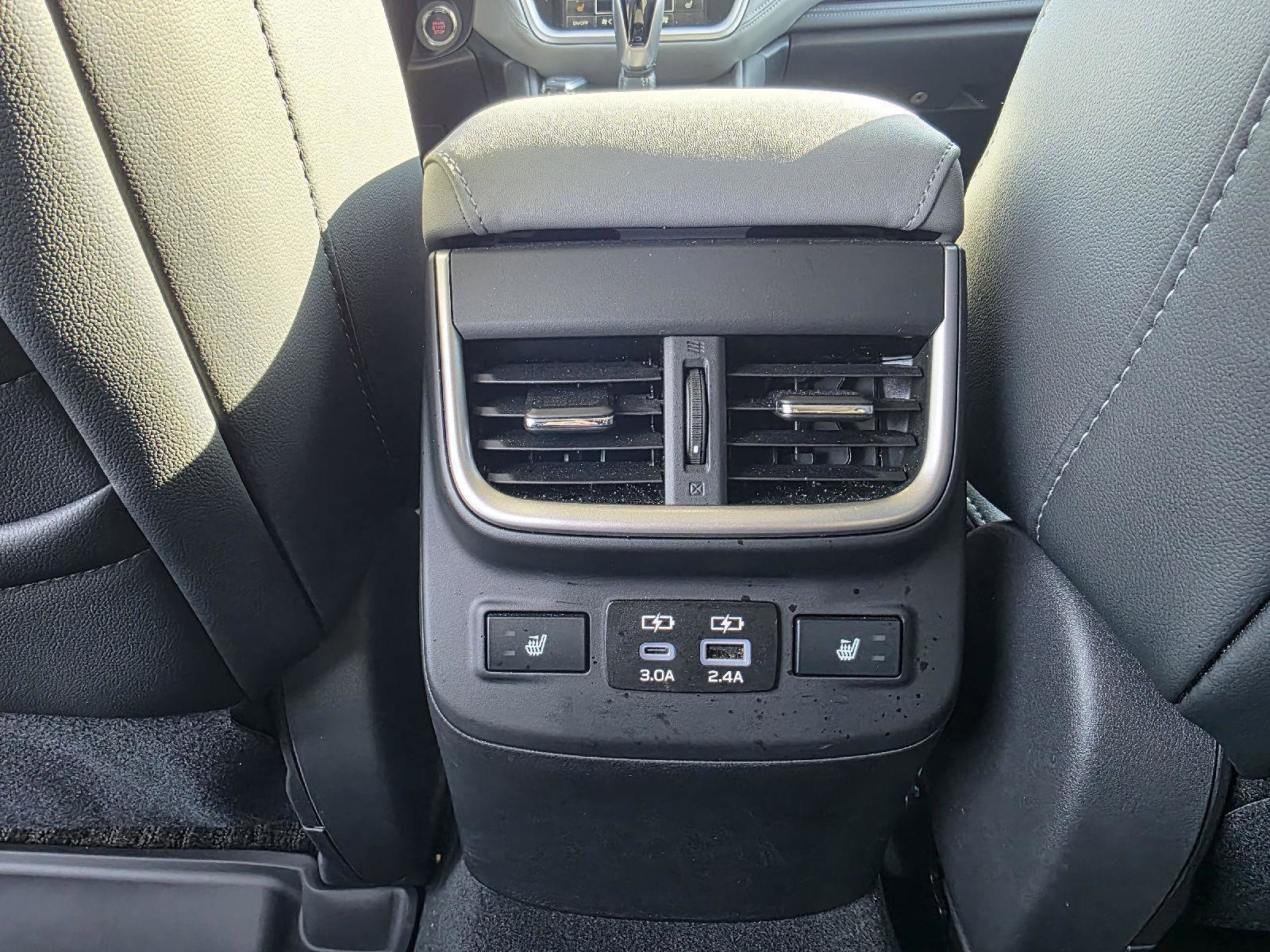 Used 2025 Subaru Outback Limited image 15