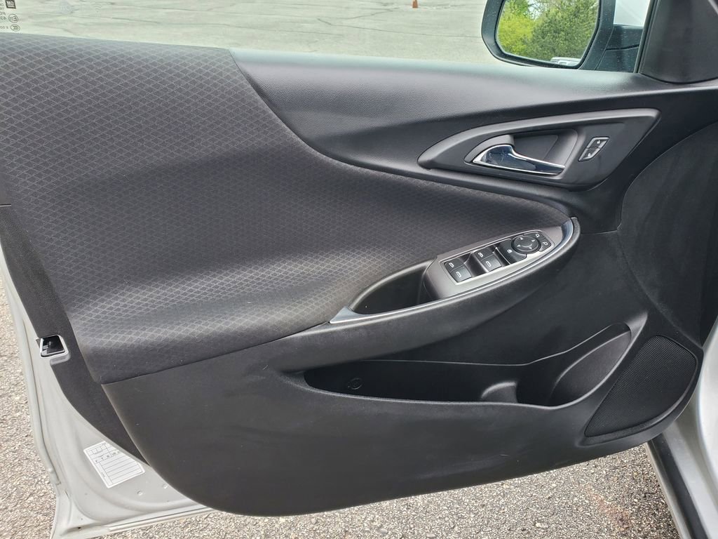 Used 2017 Chevrolet Malibu LT FWD image 8