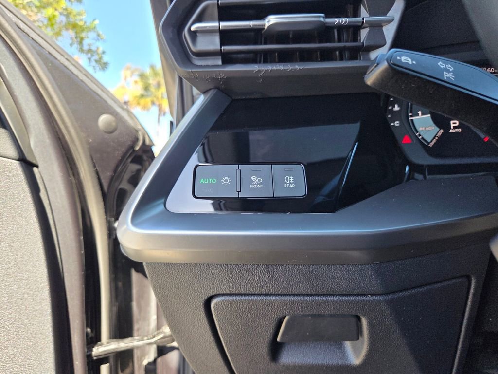 Used 2023 Audi A3 2.0T Premium image 32