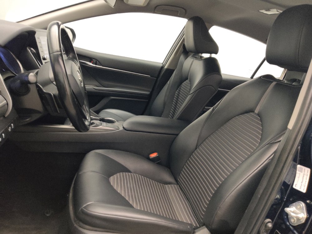 Used 2022 Toyota Camry SE FWD image 17