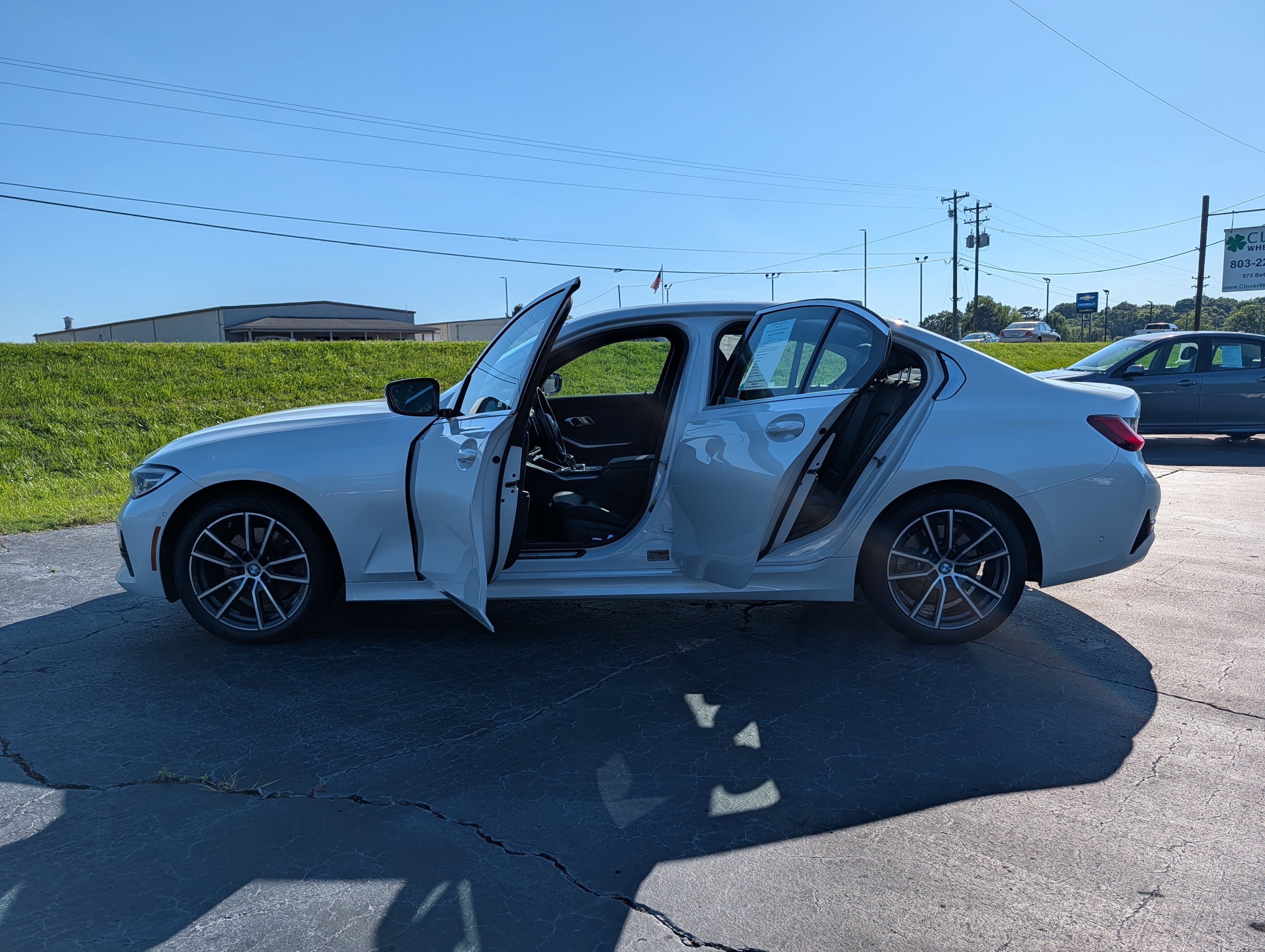 Used 2021 BMW 330i xDrive Sedan AWD/4WD image 67