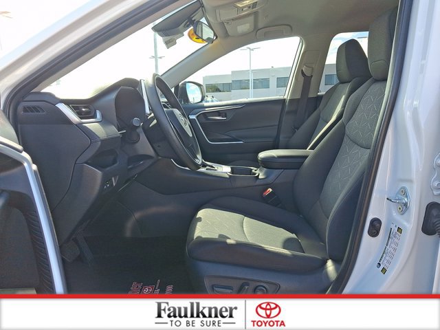 Certified 2025 Toyota RAV4 XLE AWD/4WD image 13