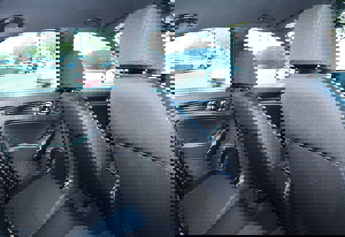 Used 2024 Honda Civic Sport image 28