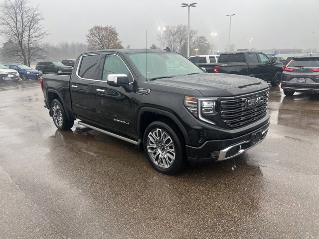 Used 2025 GMC Sierra 1500 Denali Ultimate image 2